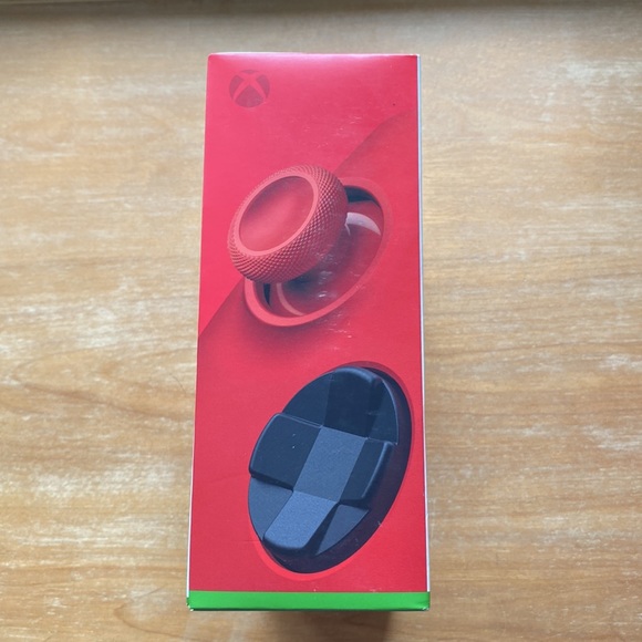 Xbox Pulse Red Controller - Picture 4 of 5